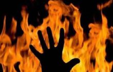 संदिग्ध परिस्थितियों में घर में लगी आग, मां के साथ उसके दो बच्चों की जलकर मौत