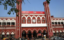 छठ पूजा पर घर जाने वाले यात्रियों के लिए जरूरी खबर, बढ़ती भीड़ देख रेलवे विभाग ने उठाया ये बड़ा कदम