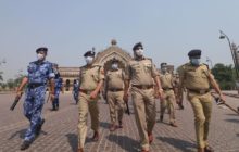 लखनऊ: जेसीपी नवीन अरोड़ा ने किया फ्लैगमार्च, पुलिस ने ड्रोन कैमरों से की निगरानी