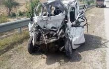 यमुना एक्सप्रेसवे पर भीषण हादसा: बस से टकराई कार, पिता-पुत्री समेत चार की मौत, दो घायल