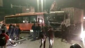 कानपुर में आधी रात काल बनकर दौड़ी ई बस, हादसे में छह लोगों की मौत, नौ लोग घायल, राष्ट्रपति ने जताया शोक
