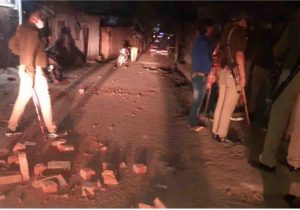 कानपुर : दो समुदायों के बीच हिंसक झड़प, एक युवक की मौत, कई घायल
