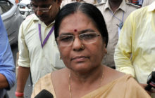 मुजफ्फरपुर बालिका गृह कांड की आरोपी मंजू वर्मा को नीतीश ने दिया टिकट, अभी जमानत पर हैं बाहर