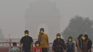 पराली जलाने और प्रतिकूल मौसम ने बिगाड़ी दिल्ली की हवा, AQI भी हुआ 'खराब'